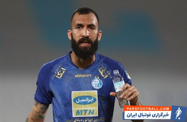 فرهاد مجیدی قصد دارد در ترکیب استقلال در بازی هفته پنجم مقابل نساجی از روزبه چشمی استفاده کند . چشمی در این دو هفته تعطیلی به آمادگی بالایی رسیده است .