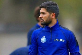 مهدی مهدی پور ، هافبک استقلال درباره شایعه بازگشت علی کریمی به جمع آبی پوشان گفت : علی از دوستان خوب من است و اطلاعی درباره بازگشتش ندارم.