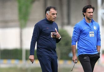 بیژن طاهری ، سرپرست باشگاه استقلال گفت : نظافت رختکن ورزشگاه درست انجام نشد و وظیفه خودم می دانم از مسئولان مربوطه عذرخواهی کنم.