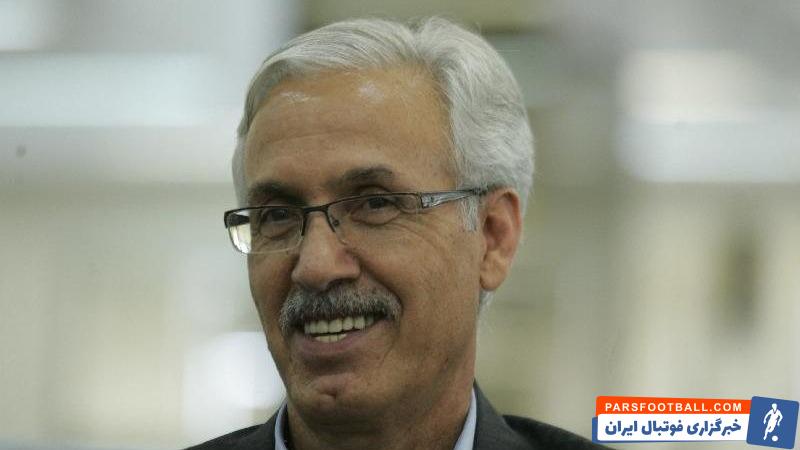 بیژن ذوالفقارنسب ، پیشکسوت باشگاه پرسپولیس و مشاور وزیر ورزش گفت : کسانی که خود را پرسپولیسی اصیل می دانند با تصمیمات مدیریتی شان باعث اذیت هواداران پرسپولیس شده اند.