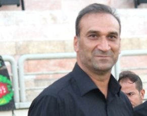 جمشید شاه محمدی ، مهاجم سال های دور پرسپولیس گفت : یحیی گل محمدی در نیمه نهایی آسیا شوک بدتری به تیمش وارد شد اما فرهاد مجیدی نتوانست خونسردی خود را حفظ کند.