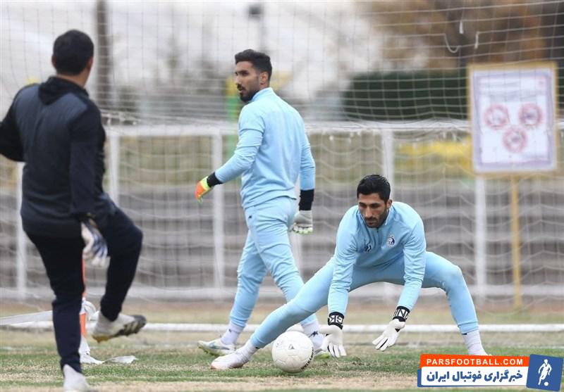 کنار گذاشته شدن رشید مظاهری توسط فرهاد مجیدی به دلیل تخلف انضباطی