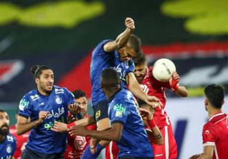 استقلال یک اشتباه دیگر داوری از دربی رو کرد ؛ خطای هند فرجی مدافع پرسپولیس