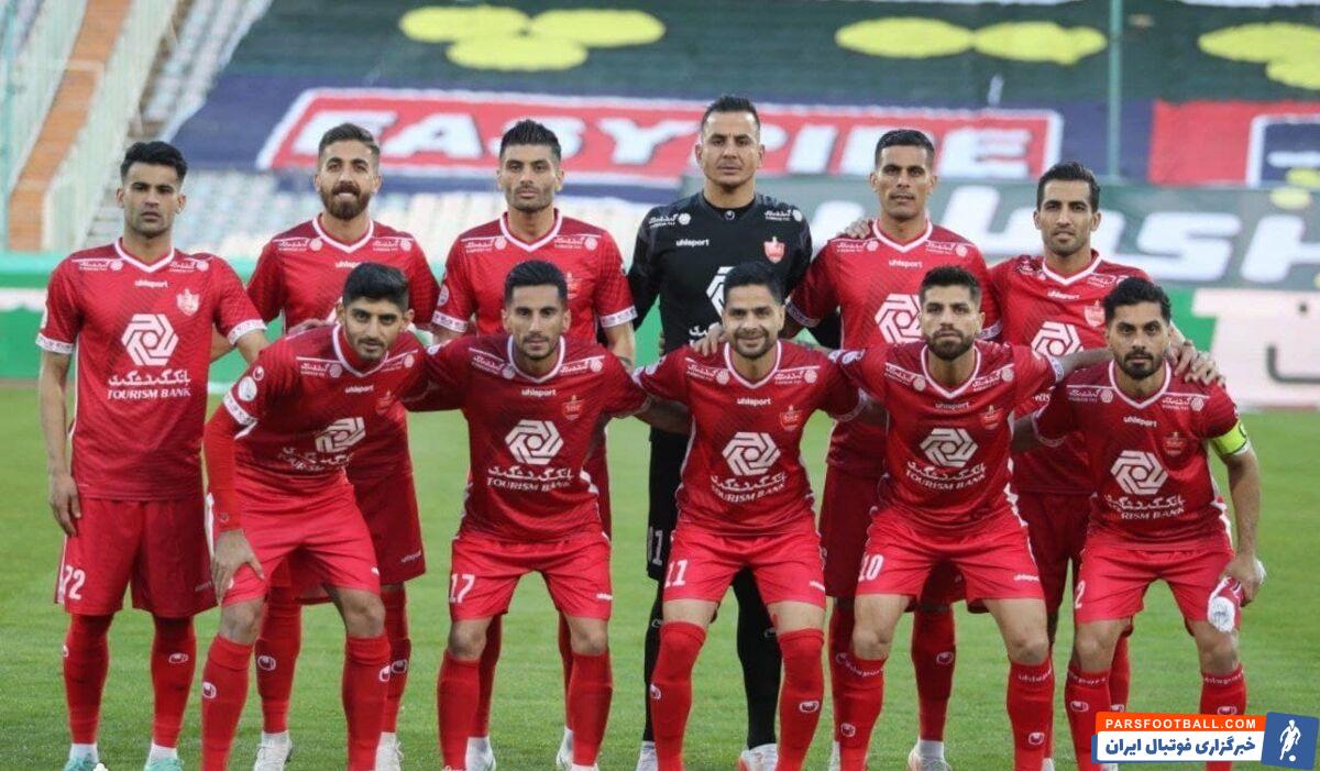 استقلالیها که با پنج تساوی متوالی با صدر جدول فاصله گرفتهاند در دیدار با پیکان فقط سه امتیاز را میخواهند و پرسپولیس هم منتظر ناکامی سپاهان و گل گهر است تا با بردن هوادار صدرنشین شود.