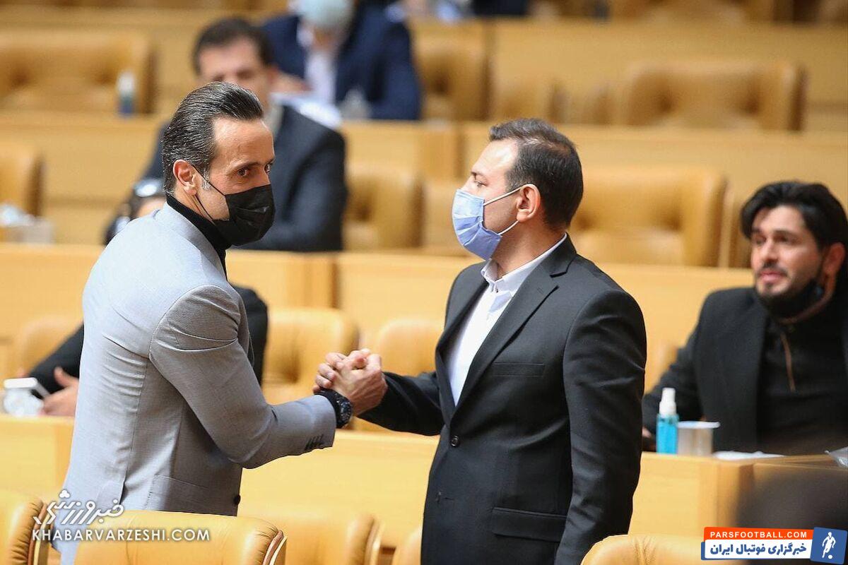 حمله تند علی کریمی به اعضای مجمع فدراسیون فوتبال/ آنها به انتخاب اشتباه عزیزی خادم اعتراف می کنند