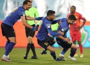 محمد نوری بازیکن پیشین استقلال خطاب به پرسپولیسی ها : برای عنوان دوم یا سومی لیگ بجنگید