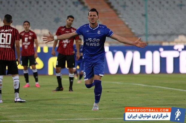 آرمان رمضانی در آستانه جدایی از استقلال