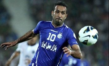 سیاوش اکبرپور در CCU بیمارستان ؛ حال عمومی بازیکن اسبق استقلال مساعد است