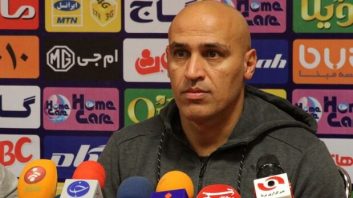 علیرضا منصوریان : محرم نویدکیا سرمربی سپاهان رو راست است و فرافکنی نمی کند