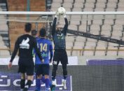 تلاش علیرضا رضایی برای ماندن در ترکیب اصلی استقلال مقابل پدیده