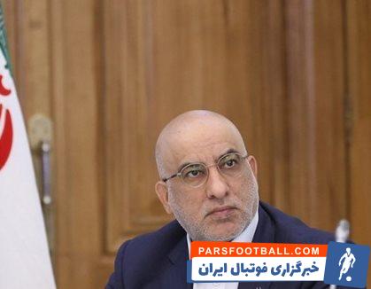 مجید صدری در واکنش به صحبت های عجیب آجورلو گفت : مدیرعامل استقلال فکر می کند چون خودش یک بار با دانت سیاسی و نظامی پاس را قهرمان کرده همیشه همین اتفای رخ می دهد . همین استقلال در چند سال گذشته از رانت های سیاسی زیادی استفاده کرد تا به ناحق به امتیازاتی برسد . کل قهرمانی های استقلال در دوران کسی بوده که عملا فاش کرده استقلالی است .