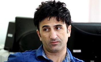 توصیه عجیب ادموند اختر به فرهاد مجیدی