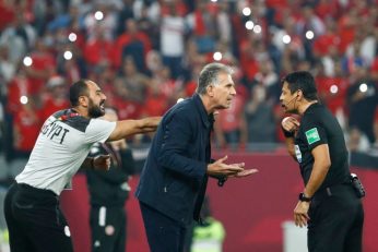 نیمه نهایی جام عرب ؛ از مشاجره علیرضا فغانی با کارلوس کی روش تا اعلام پنالتی نادرست