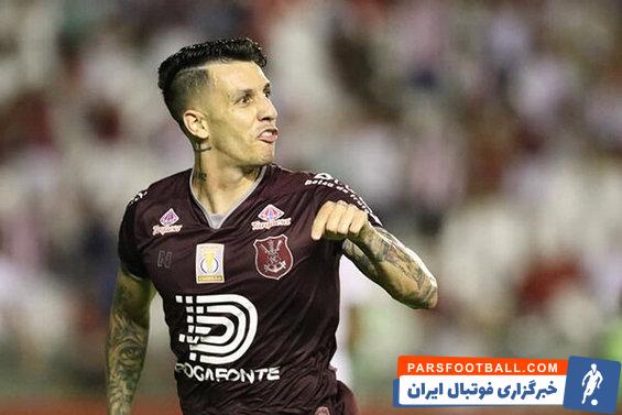 رسانه های برزیلی فاش کردند که استقلال همچنان به دنبال جذب کارلوس ویسنته برزیلی است و احتمال ماندن او در نائوچکیو خیلی پایین است.