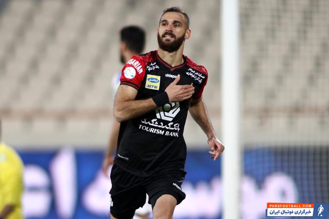 یک رسانه اماراتی مدعی شد که احمد نوراللهی ، قرارداد خود را با باشگاه شباب الاهلی تمدید کرده است . این درحالی بود که هواداران پرسپولیس تصور می کردند که احمد نوراللهی به پرسپولیس بر می گردد.