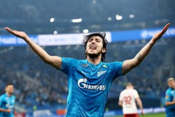 سردار آزمون ؛ واکنش سرمربی زنیت به خبرب جدایی احتمالی آزمون