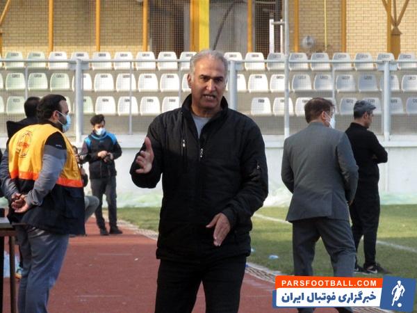 در آستانه دیدار مقابل استقلال ؛ سلمان تاجدار سرمربی نود ارومیه استعفا داد