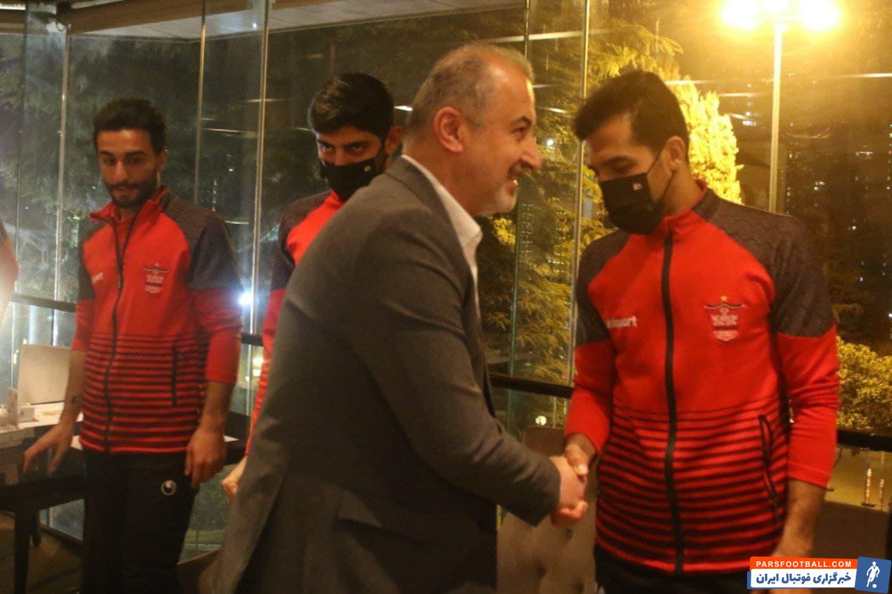 جلسه معارفه مدیرعامل جدید پرسپولیس ؛ گلایه های مالی سوژه اصلی دورهمی قرمزها