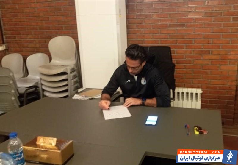 سالن کنفرانس استقلال به جلسه فنی مجیدی و بازیکنان تبدیل شد