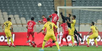 شهرام گودرزی مهاجم فجرسپاسی : گلی که خوردیم بچه گانه بود ؛ به پرسپولیس تبریک می گویم