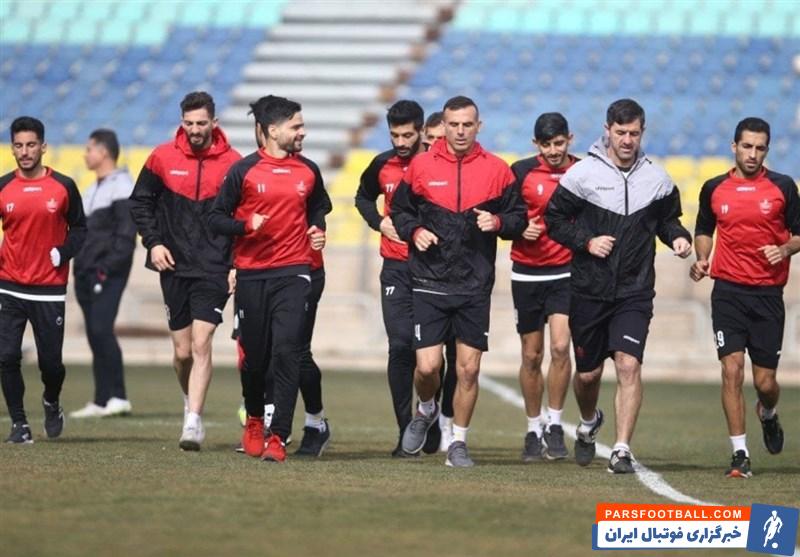 گزارش تمرین جمعه 24 دی پرسپولیس : از گلری کریم باقری تا بازگشت هنانوف و علی شجاعی به تمرینات گروهی
