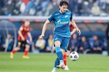 سردار آزمون در لیون