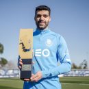 جایزه بهترین بازیکن ماه اکتبر لیگ پرتغال در دستان مهدی طارمی