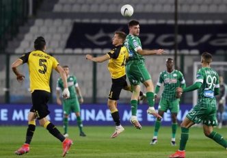 جام حذفی یونان ؛ آ اِک در وقت های اضافه حذف شد