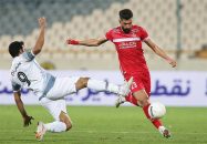 علی شجاعی هافبک پرسپولیس در واکنش به خانه به دوشی نساجی : خیلی ناراحتم، چون تیم نساجی با هواداران و شهر قائمشهر زنده است