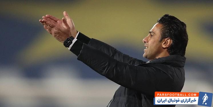 تقدیر آذربایجانیها از سعید مهری و عصبانیت مجیدی از پوست موز در حاشیه بازی استقلال و تراکتور