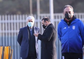 حمید سجادی : قرار بود آقای رئیسی به تمرینات تیم ملی بیاید، اما پروتکلها را برای او توضیح دادیم و این دیدار را به زمان دیگری موکول کرد