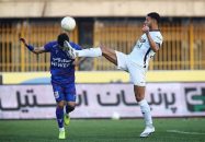 ژستد در نقش کوین یامگا ؛ رودی پنالتی‌زن استقلال شد