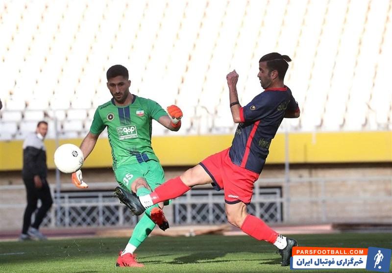 رشید مظاهری : صحبتهایی با پرسپولیس شد اما سپاهان را انتخاب کردم