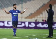 چهار کارته شدن زبیر نیک نفس مقابل ذوب آهن ؛ هافبک استقلال بازی تراکتور را از دست داد