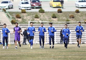 استقلال ؛ محمدحسین مرادمند مدافع جنجالی آبی پوشان در تمرینات شرکت کرد