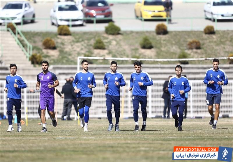 استقلال ؛ محمدحسین مرادمند مدافع جنجالی آبی پوشان در تمرینات شرکت کرد