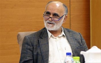 کاظم اولیایی : عزیزی خادم به وعده‌هایش عمل نکرد ؛ هیات رئیسه فدراسیون فوتبال اقدام مثبتی کرد
