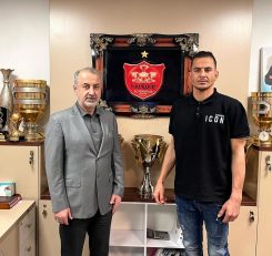 سنگ تمام ستاره گل محمدی برای پرسپولیس پس از تمدید قرارداد