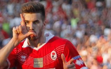 پیام داسیلوا مهاجم مدنظر گل محمدی به هواداران پرسپولیس : در راه تهران خبر بدی به من رسید