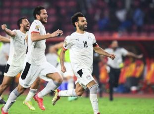 جام ملت‌های آفریقا ۲۰۲۱ ؛ کامرون ۰ (۱) - مصر ۰ (۳) ؛ فراعنه با کارلوس کی روش فینالیست شدند