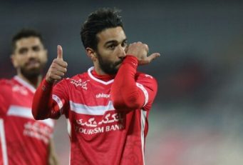 سیامک نعمتی هافبک تاثیرگذار پرسپولیس امروز جراحی شد