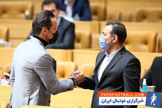 شهاب الدین عزیزی ؛ علی کریمی به انتقاد از خوبان عالم پرداخت