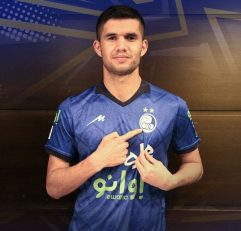 عزیزبک آمانوف هافبک تیم ملی ازبکستان به تیم فوتبال استقلال پیوست