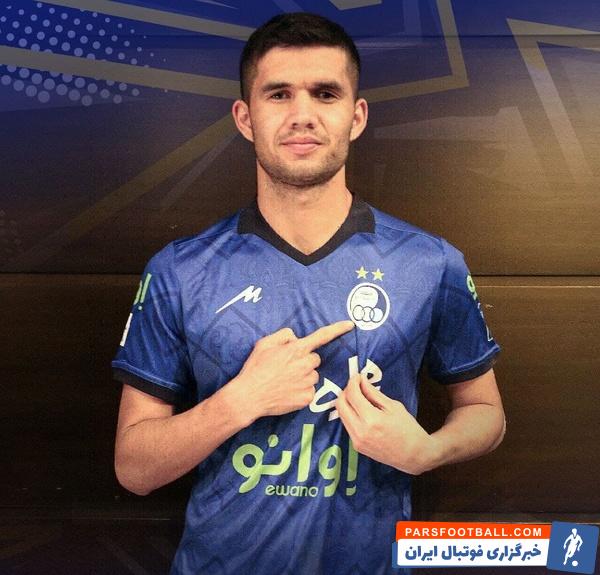 عزیزبک آمانوف هافبک تیم ملی ازبکستان به تیم فوتبال استقلال پیوست