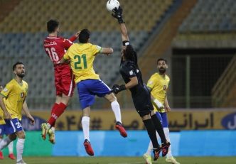 نوذر رودنیل کارشناس داوری : مهدی عبدی مهاجم پرسپولیس باید اخراج می شد