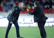 ضربه یحیی گل محمدی به داور ؛ سرمربی عصبانی پرسپولیس در آستانه محرومیت