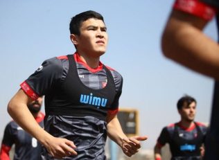 اولین تمرین شرزود تمیروف در جمع بازیکنان پرسپولیس