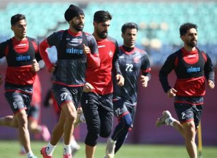 تمرینات استقامتی و هوازی بازیکنان پرسپولیس در صبح جمعه