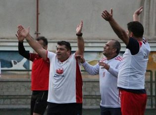 بهزاد داداش زاده : نبود یک رقیب بزرگ باعث افت حامد لک در پرسپولیس شده است