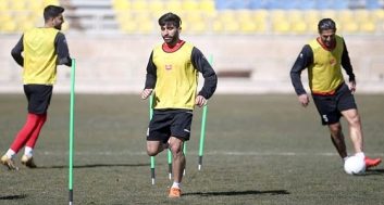 پرسپولیس ؛ کریم باقری در تمرین امروز سرخ ها غایب بود